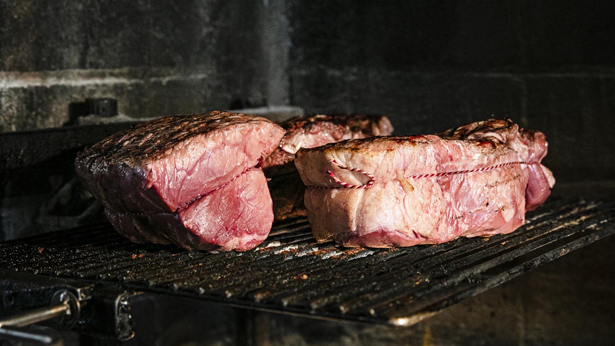 Bistecca Panzanese E Bistecca Imperiale - Panzanese Steak & Imperial Steak. For meat lovers only. This thick cut works wonders on the grill. The key here is seasoning on the table after grilling, and topping with good extra-virgin olive.