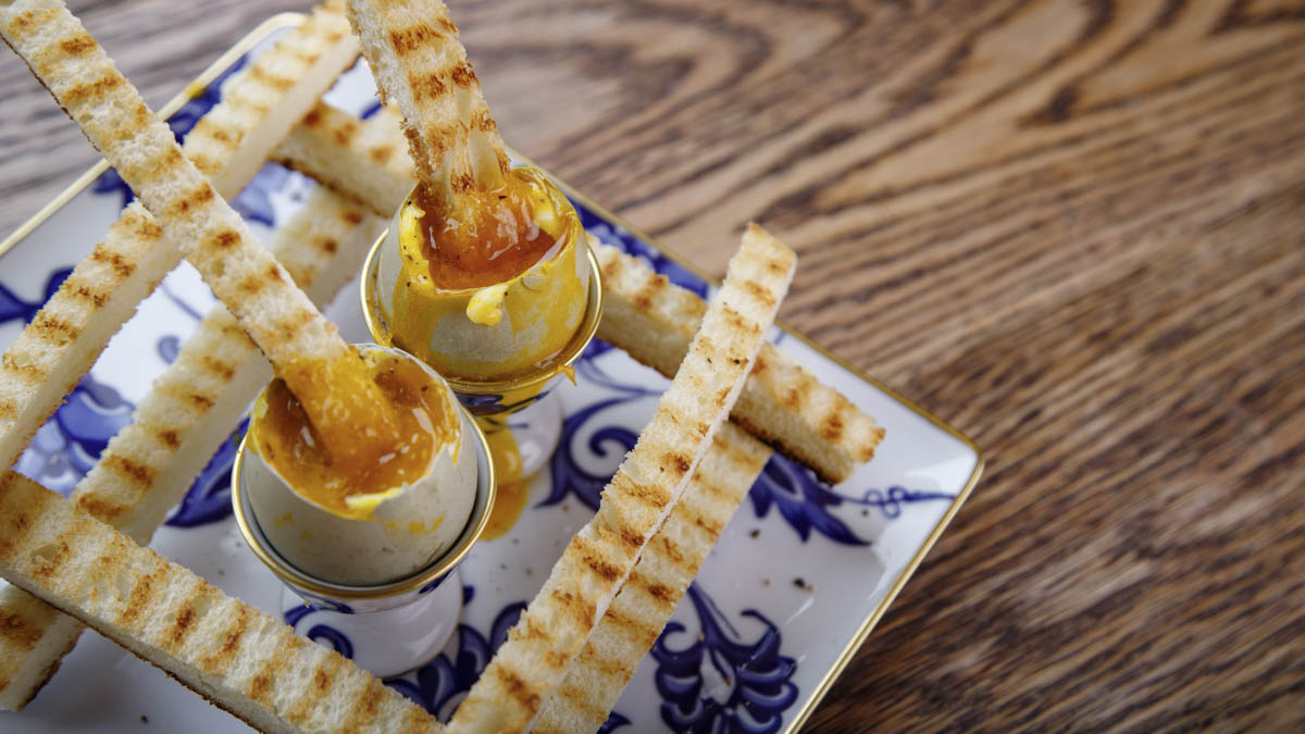 Oeuf À La Coque – Soft-Boiled Eggs with Soldiers