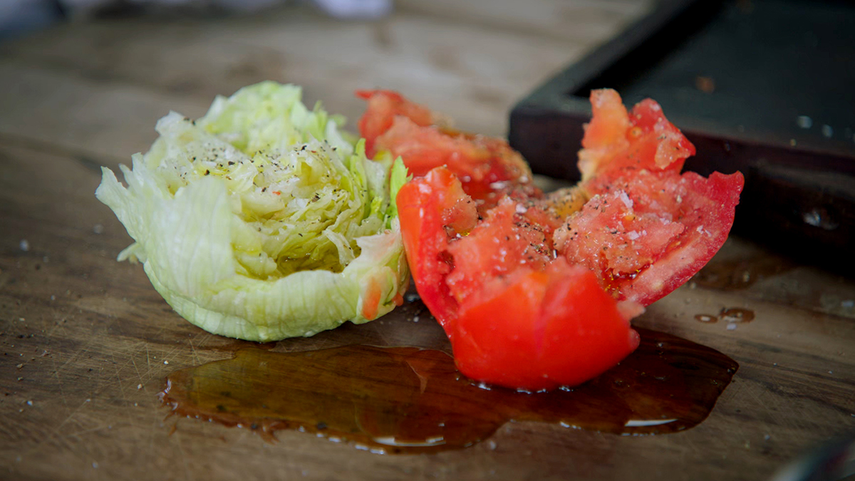 Simple Salad. In quintessential Mallmann fashion, serve the milanesa alongside a simple, fresh, and untidy with a “Picasso”-style lettuce and tomato salad.